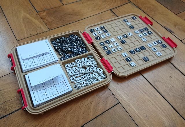 Sudoku (travel edition) 3D model thumbnail
