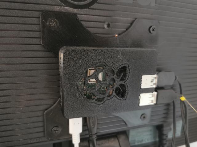 raspberry pi 4 vesa 100 case 3D model thumbnail