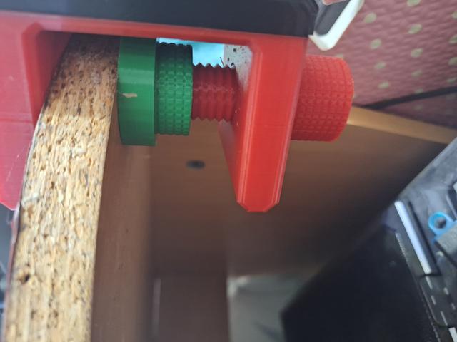 convenient bolt + adapter for a thin table for "Flexible & sturdy phone arm" 3D model thumbnail
