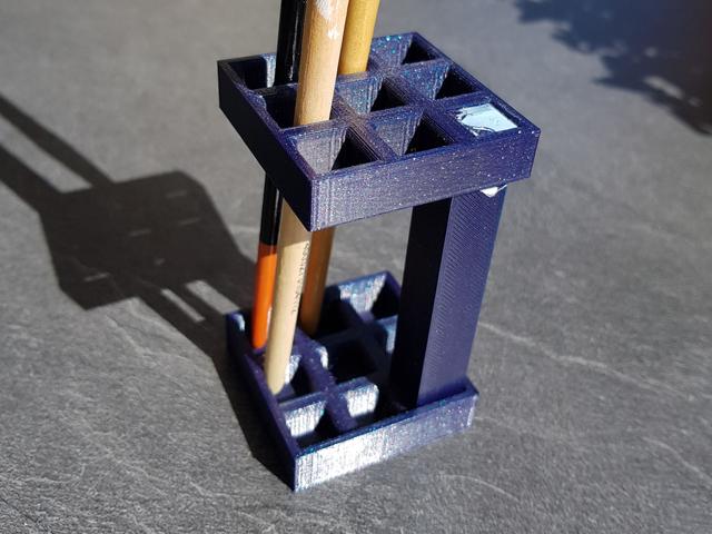 Brushstand 3D model thumbnail