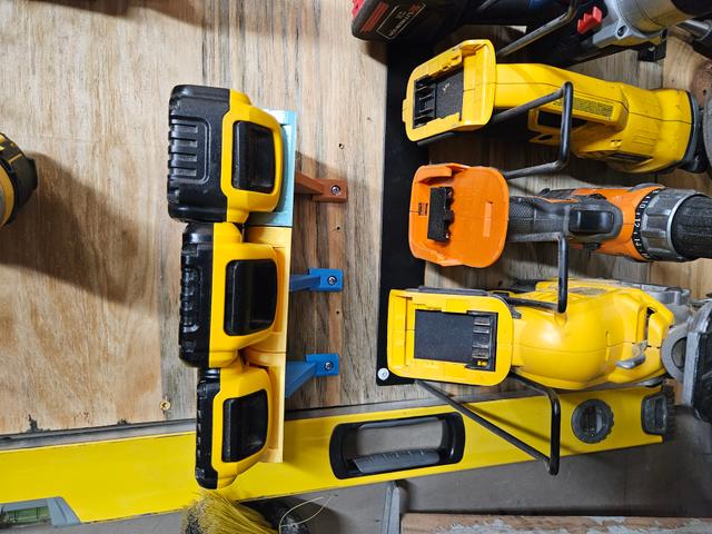 DeWalt Battery holder - Modular 3D model thumbnail