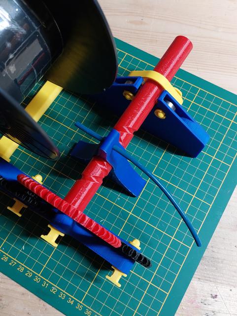 Pastamatic Leadscrew for 70mm, 100mm & 115mm Spools 3D model thumbnail