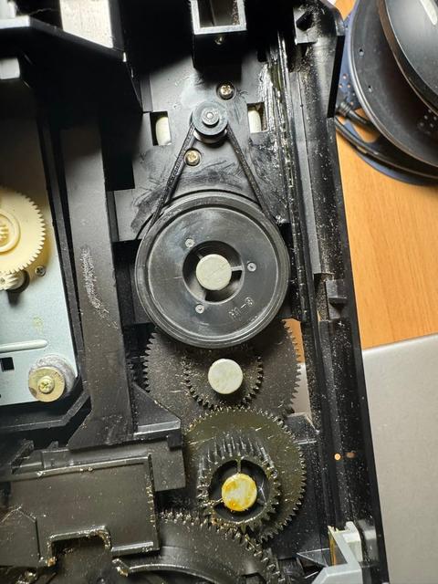 Philips FWM37 CD changer belts 3D model thumbnail
