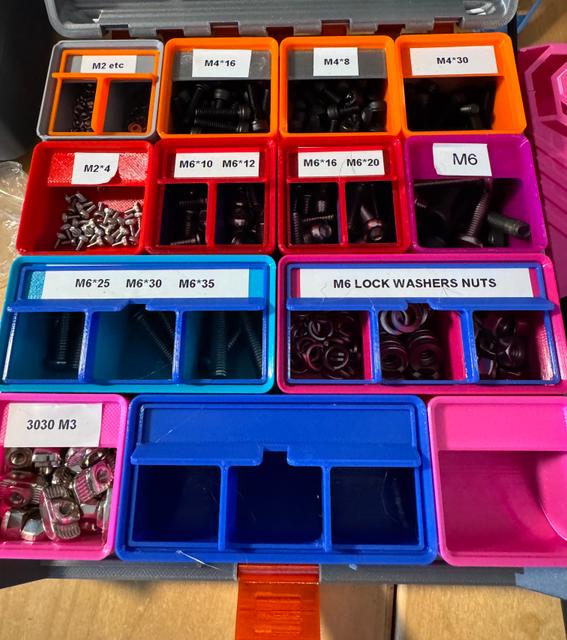 Gridfinity 1x2 bin 3x divider Add-on for cases 3D model thumbnail