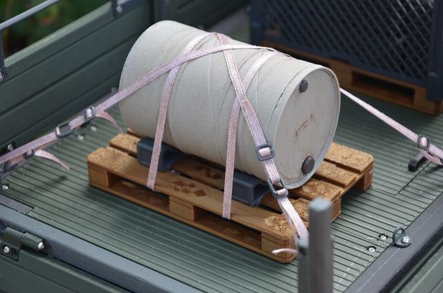 Euro Pallet Barrel Mount 1/10 scale 3D model thumbnail