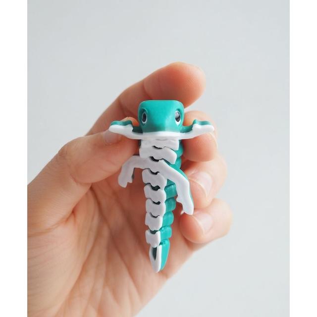 Flexible Articulated Micro Lizard – Poseable Tiny Dragonet 3D model thumbnail