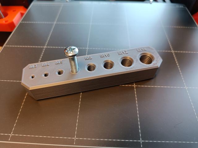 Metric thread testblock M3-M14 3D model thumbnail