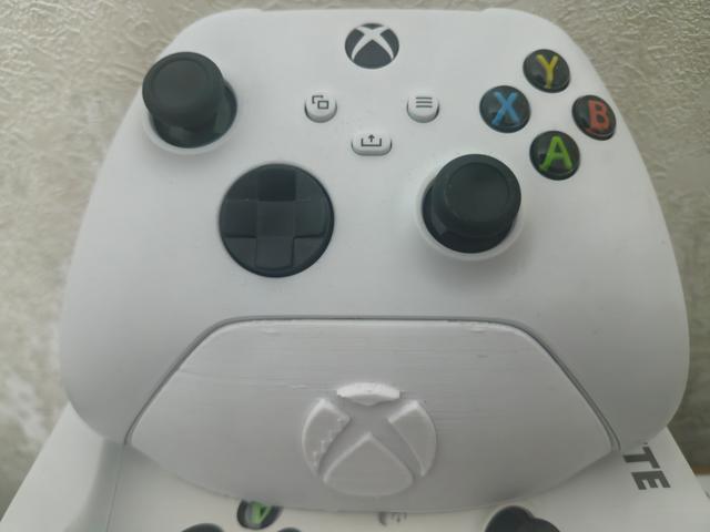 Xbox Controller Stand 3D model thumbnail