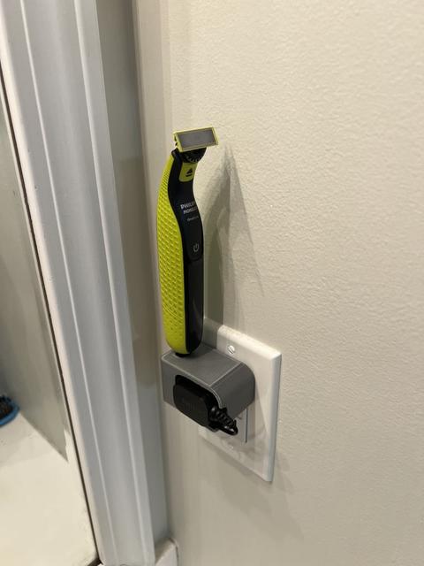 Philips OneBlade Holder V1.0 3D model thumbnail