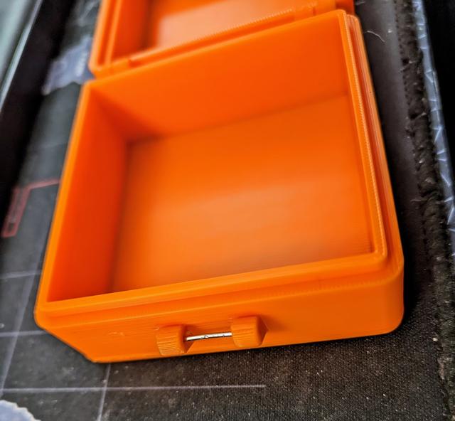 Latching Box, Parametric Print in Place - Paper Clip Pin 3D model thumbnail