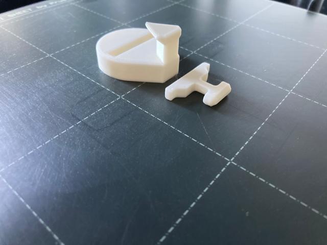 CuttingPliers (SKADIS T-Clip) 3D model thumbnail
