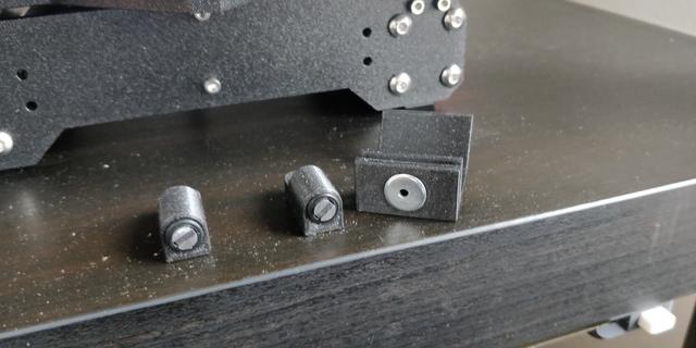 Enclosure door handle / Gehäuse Türschließe 3D model thumbnail