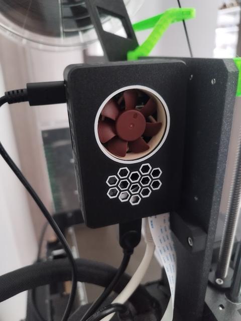 Raspberry Pi 4 Case 3D model thumbnail