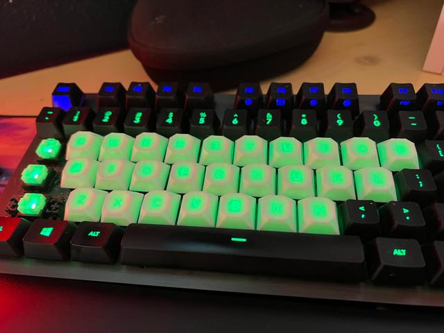 Romer G Keycaps 3D model thumbnail