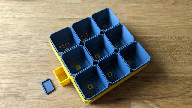 Prusa MINI - Small Self-Watering Seed Starter 3D model thumbnail