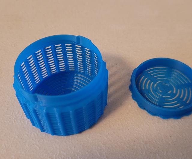 Silica gel desiccant spool container (remix) 3D model thumbnail