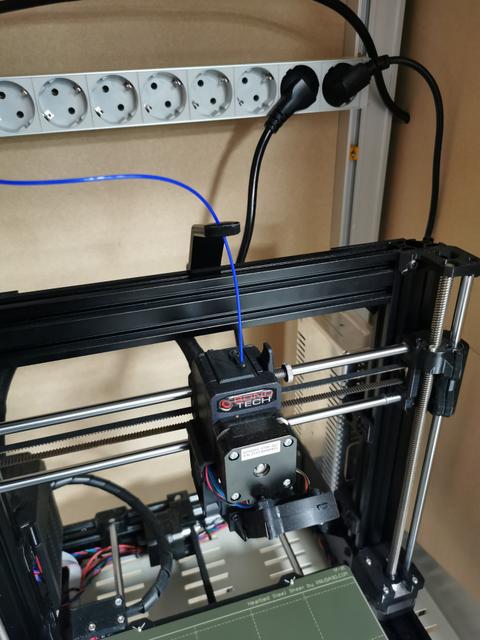 Filament guide for 40mm extrusion 3D model thumbnail