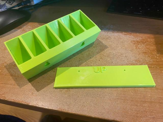 Dino Clip Holder remix 3D model thumbnail