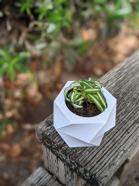 Blocky Planter #1 with drainage hole 3D model thumbnail