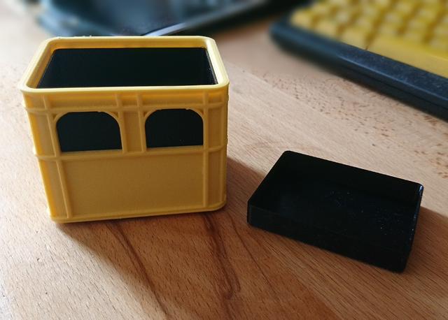 closed inlay for battery beer crates 3D model thumbnail