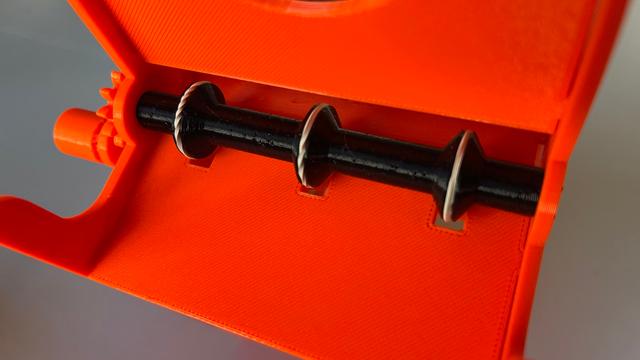 Rubber band shaft for card shuffler 3D model thumbnail