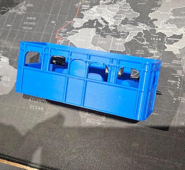 Double Wide Beer Crate (Empty) 3D model thumbnail