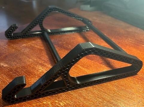 Remix Laptop stand with connecting rods 3D model thumbnail
