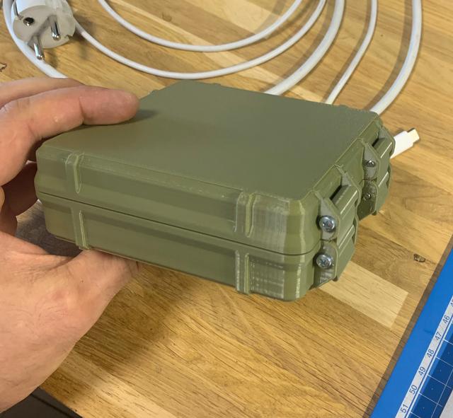9mm x 100 cartridges rugged box 3D model thumbnail