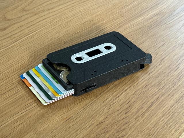 Cassette Wallet (print in place) 3D model thumbnail