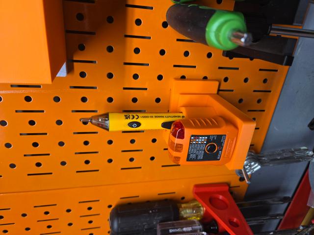 Double Klein Tester Holder for DDD Wall Control 3D model thumbnail