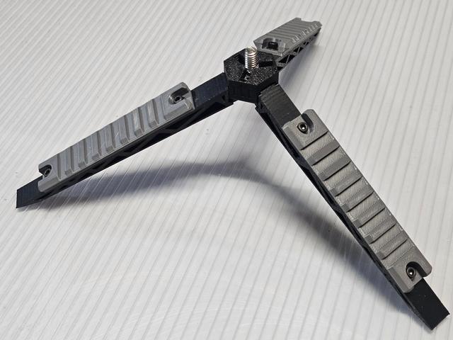 Tactipod Tripod 3D model thumbnail