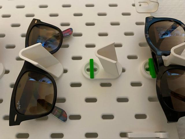 Glasses and sunglasses holder for Ikea Skadis 3D model thumbnail
