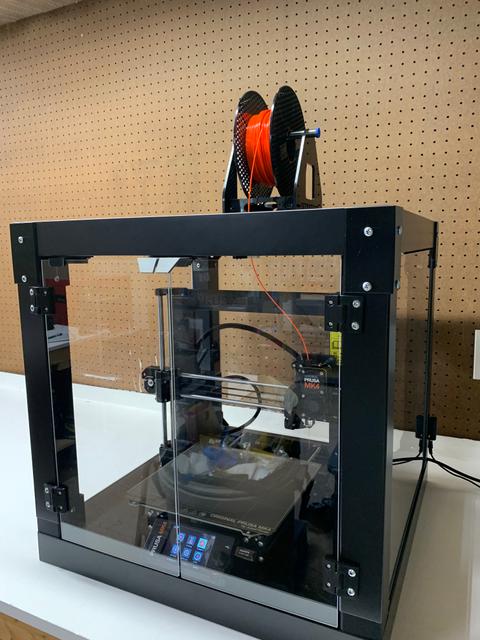 A structurally sound yet elegant lack enclosure 3D model thumbnail