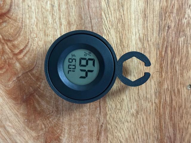 Universal Round Hygrometer Holder - For GunplaMark's Filament Drybox 3D model thumbnail