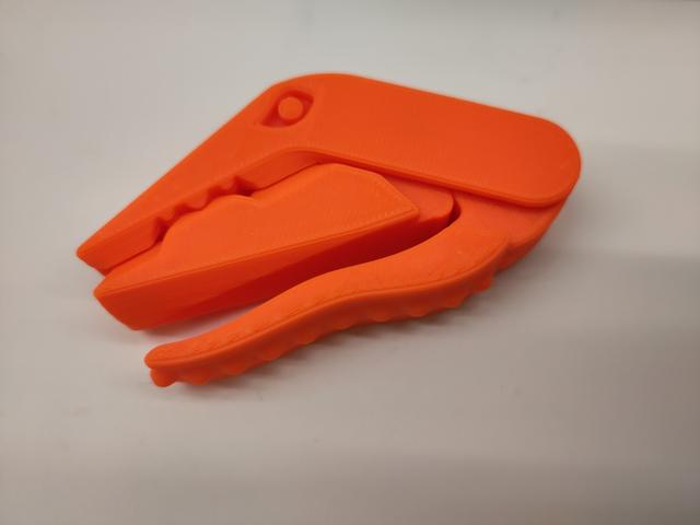 Dino clip - full closing 3D model thumbnail