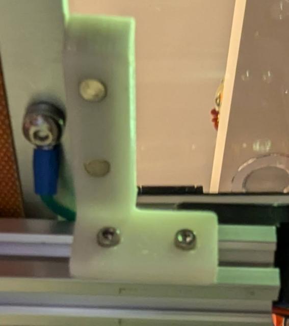 Nozzle Scrubber with a Little Bucket - Side Mount 3D model thumbnail