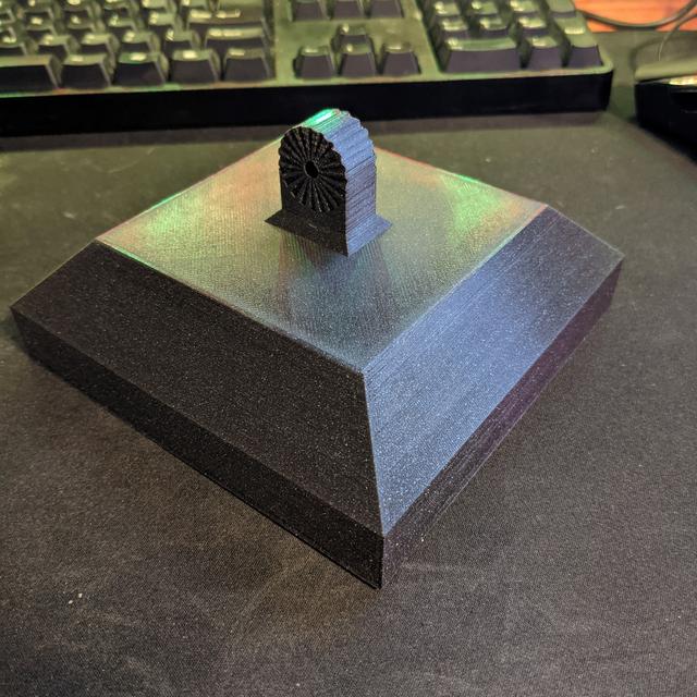 Desk Stranding Base 3D model thumbnail