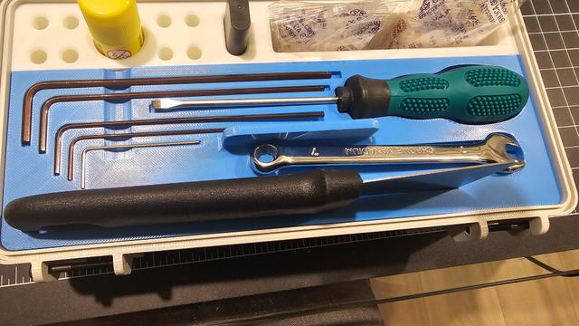 Tool tray and bottom tray for Q2 3D model thumbnail
