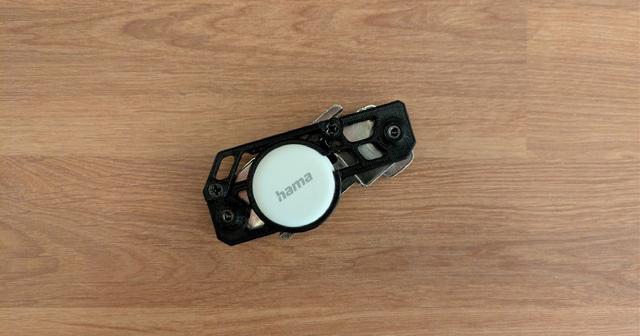Hama Key Finder | Minimalist Geometric Key Holder 3D model thumbnail