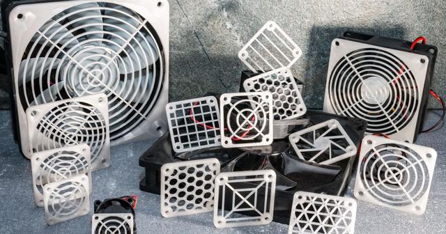 Customizable Fan Grill Cover 3D model thumbnail