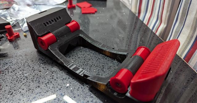 Filament Drybox Roller Remix 3D model thumbnail