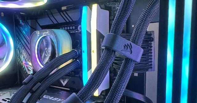 CORSAIR AIO Radiator Tubes Comb 3D model thumbnail